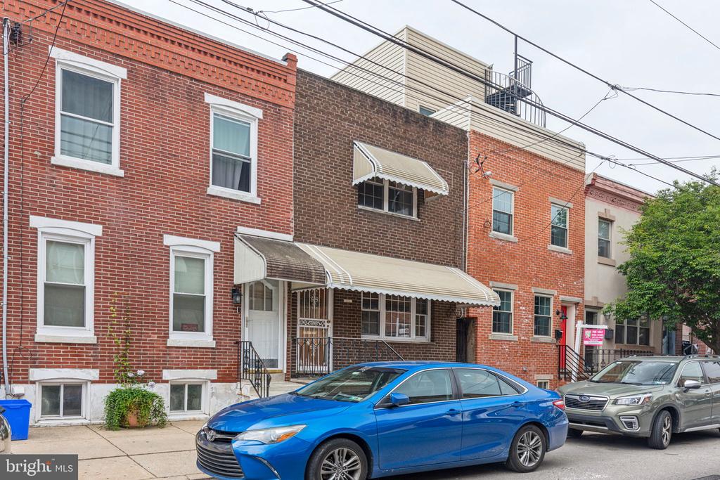 922 Mifflin St