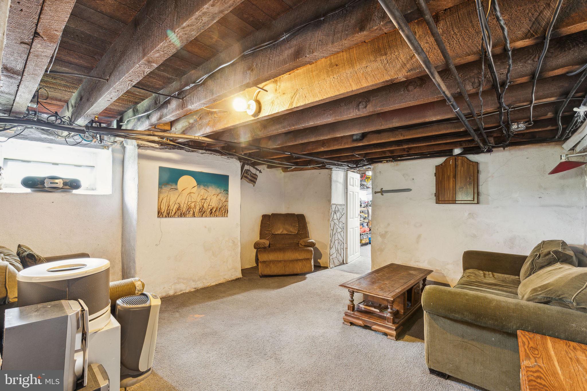 4567 Fleming St