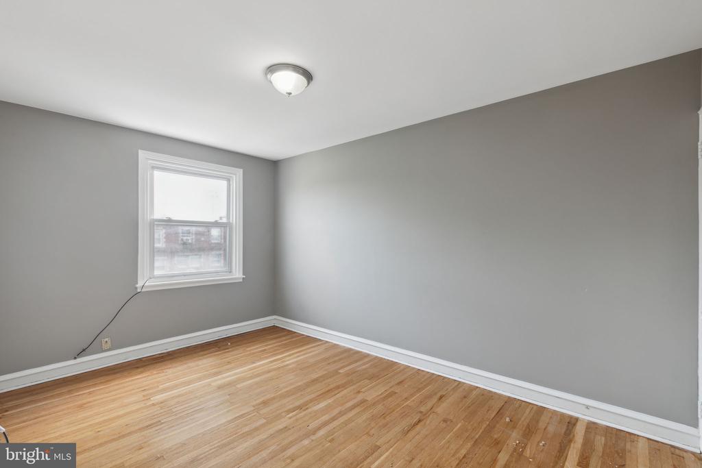 405 E Howell St