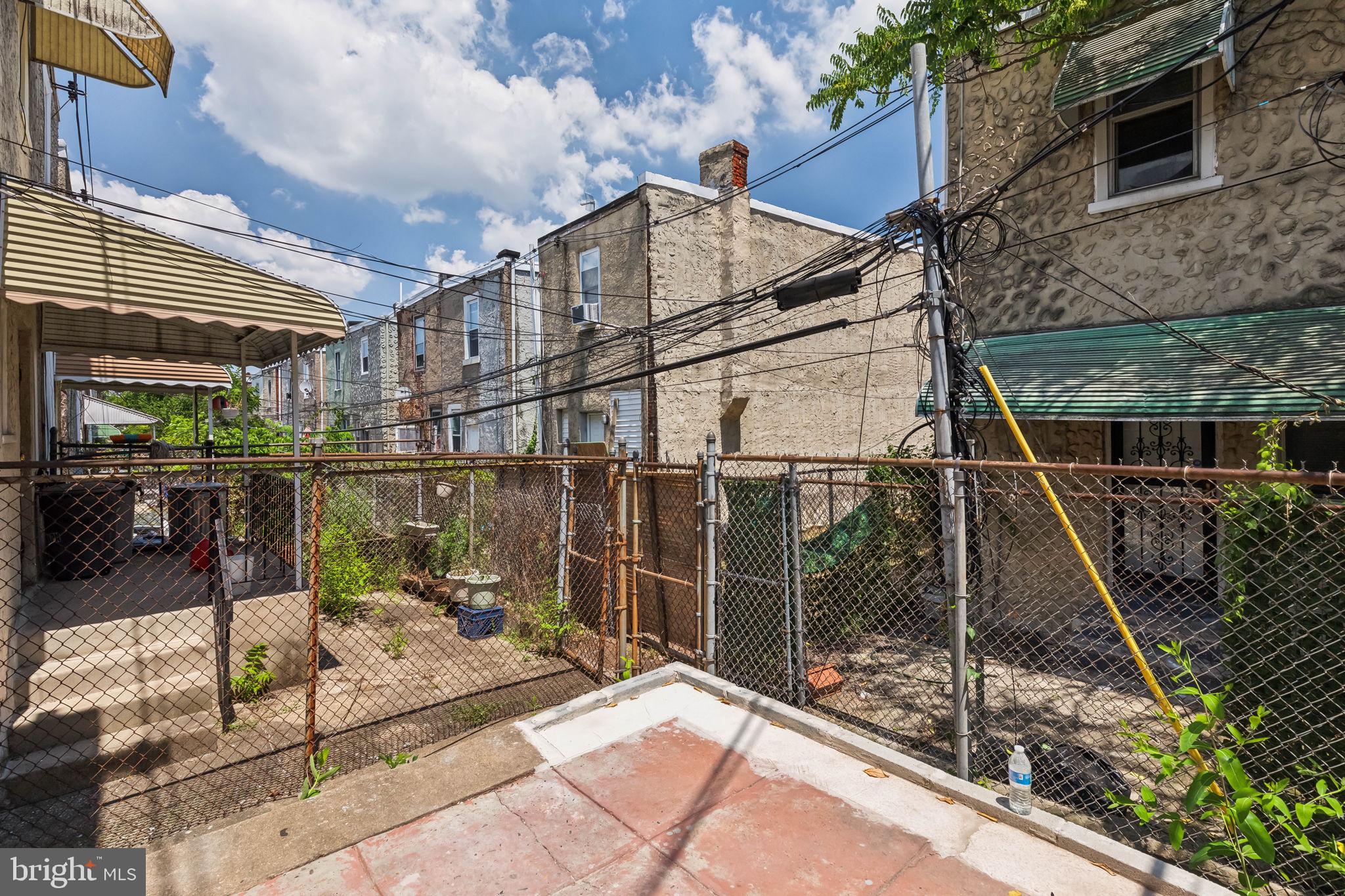 211 N Paxon St
