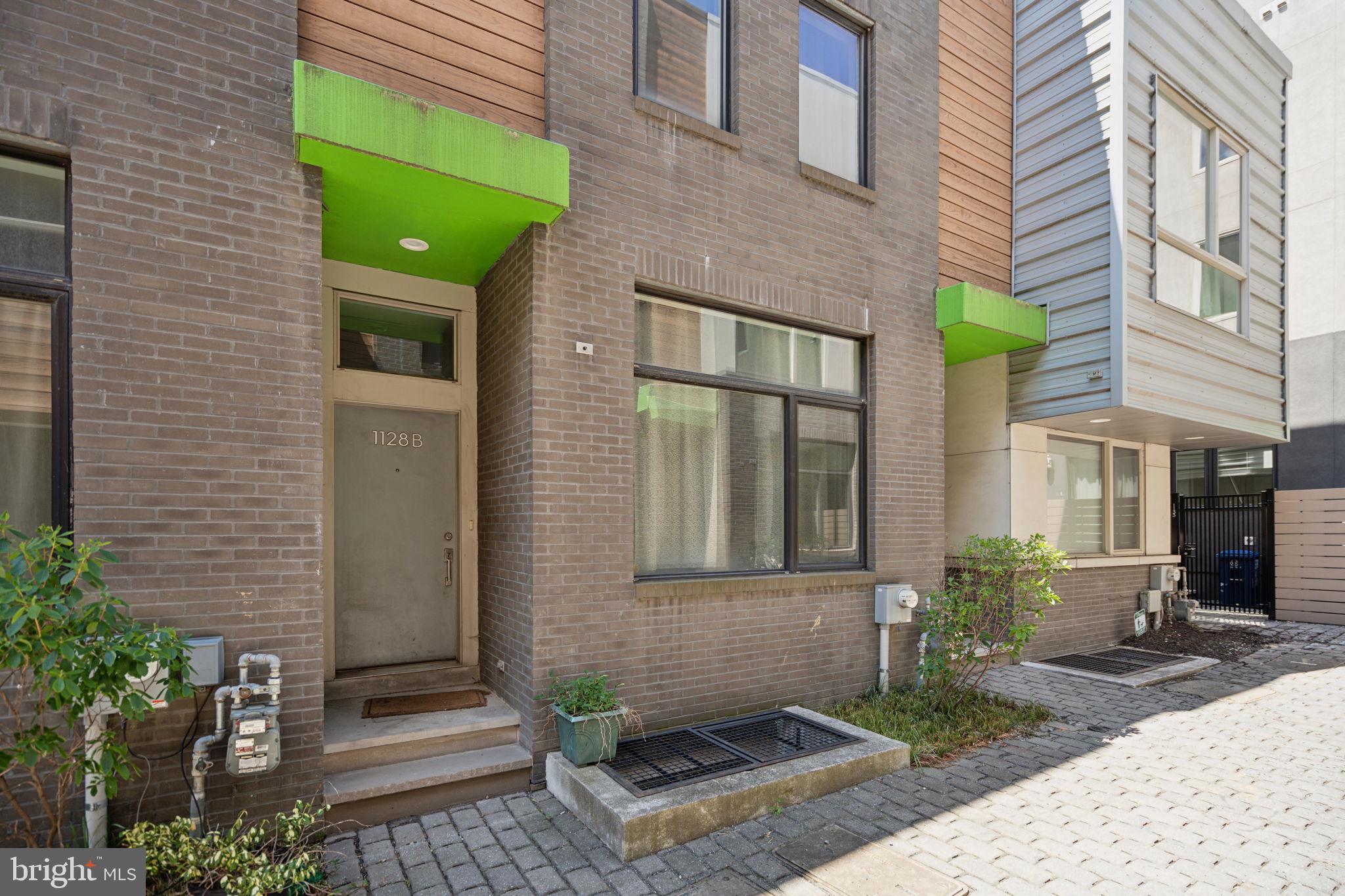 1128 N Front St #B26
