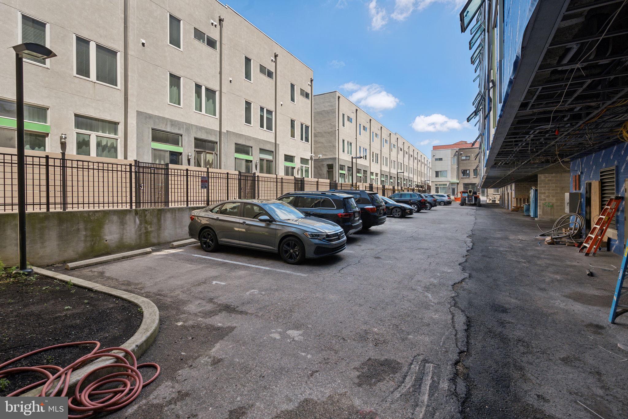 1128 N Front St #B26
