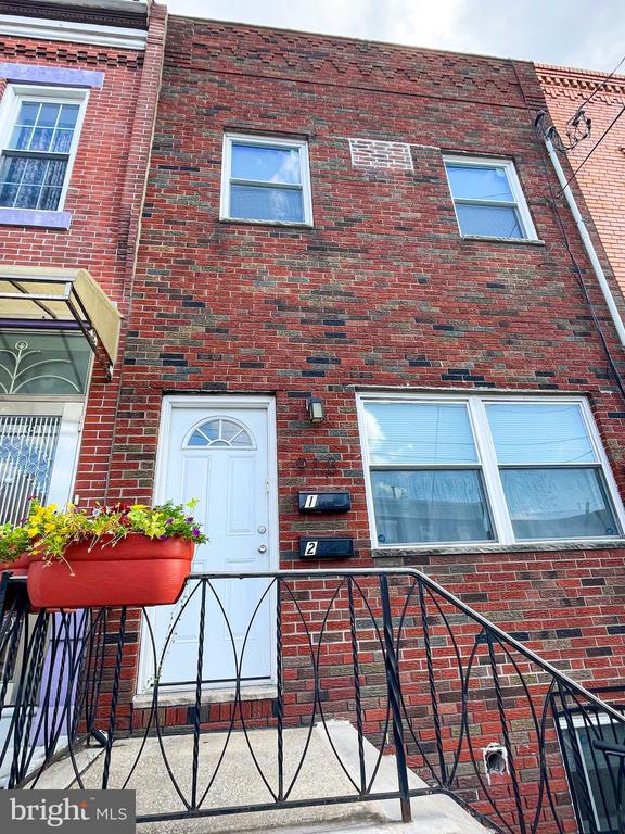 918 SNYDER AVE #1