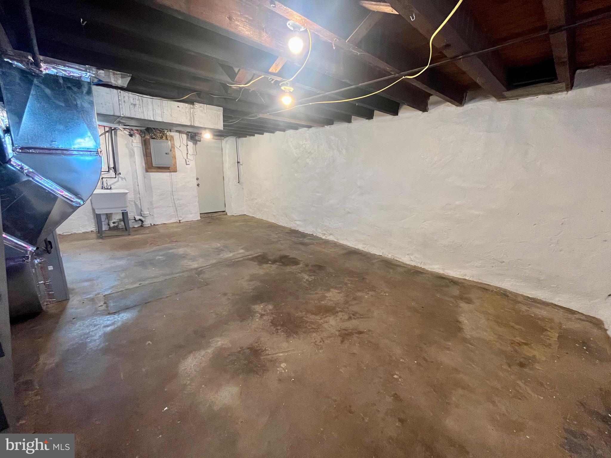 3914 L St