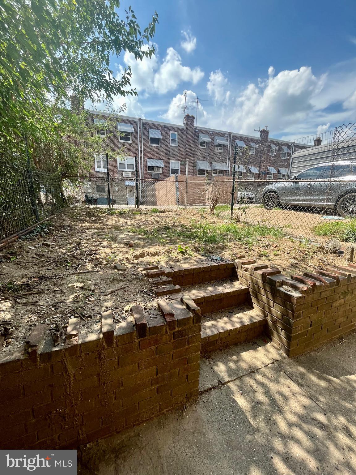 3914 L St