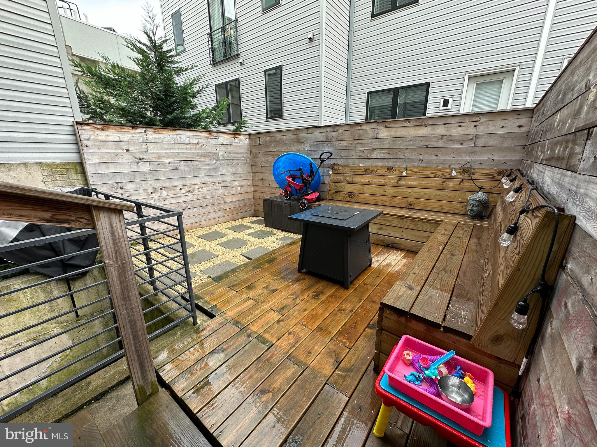 1838 FRANKFORD AVE #1