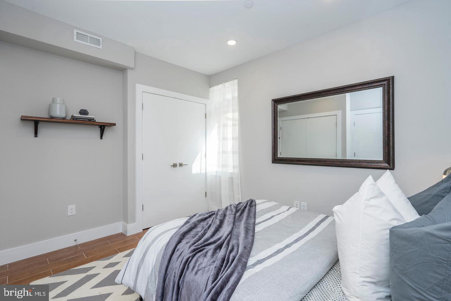 1838 FRANKFORD AVE #1