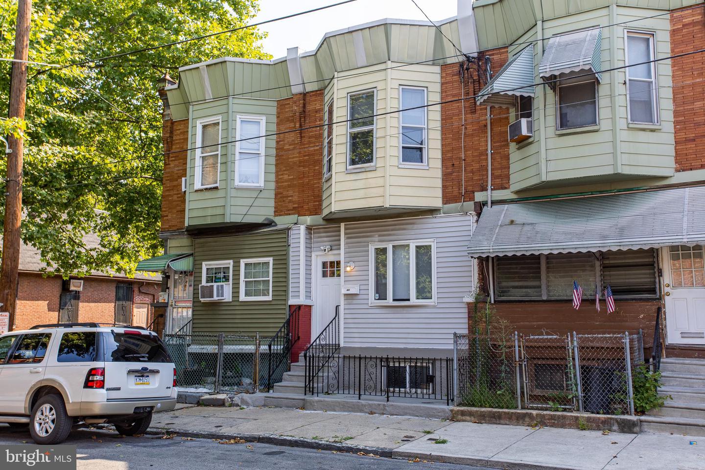 463 N 51st St