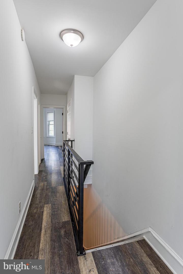 463 N 51st St
