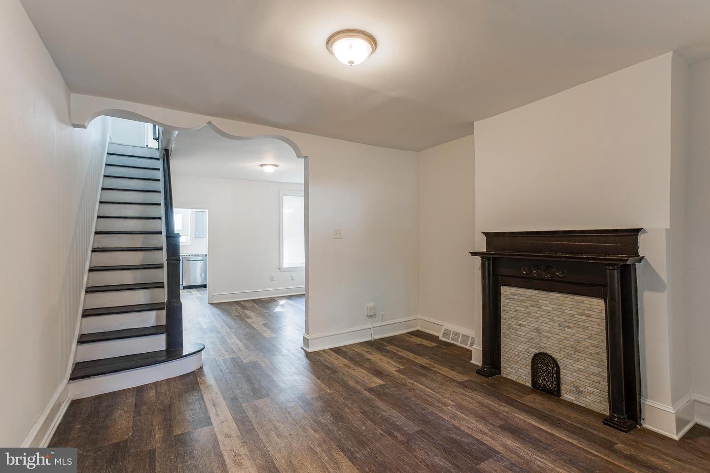 463 N 51st St