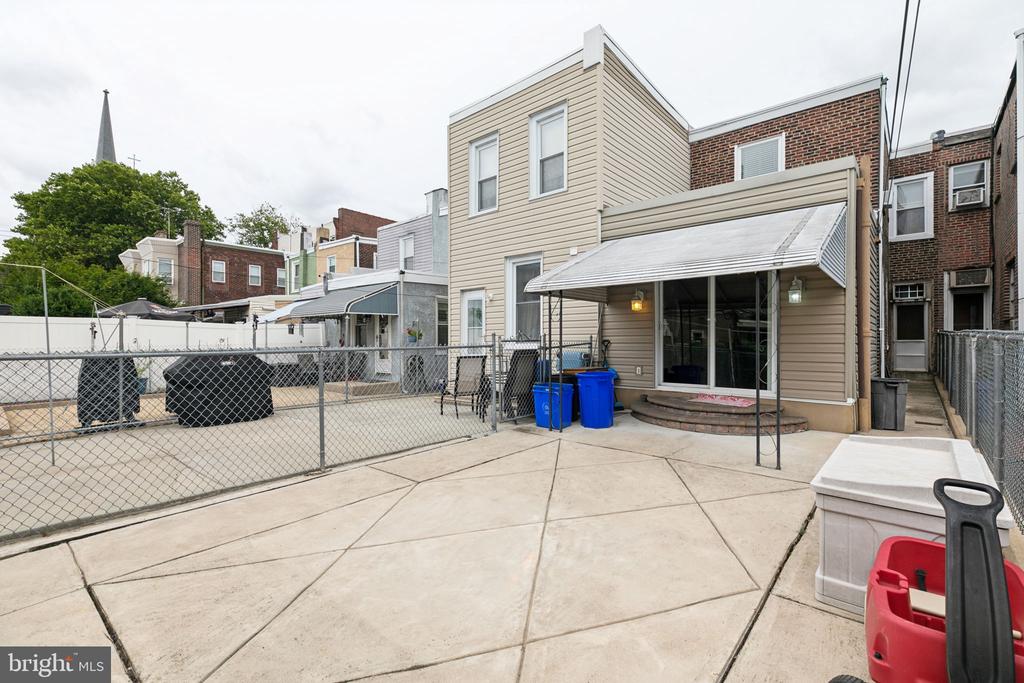 3136 Gaul St