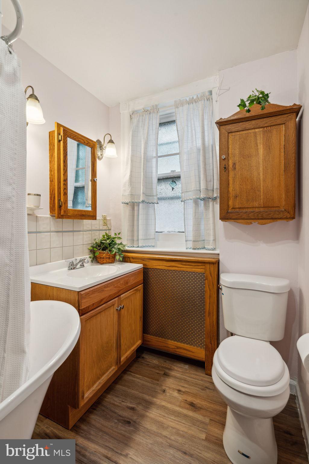 493 Markle St