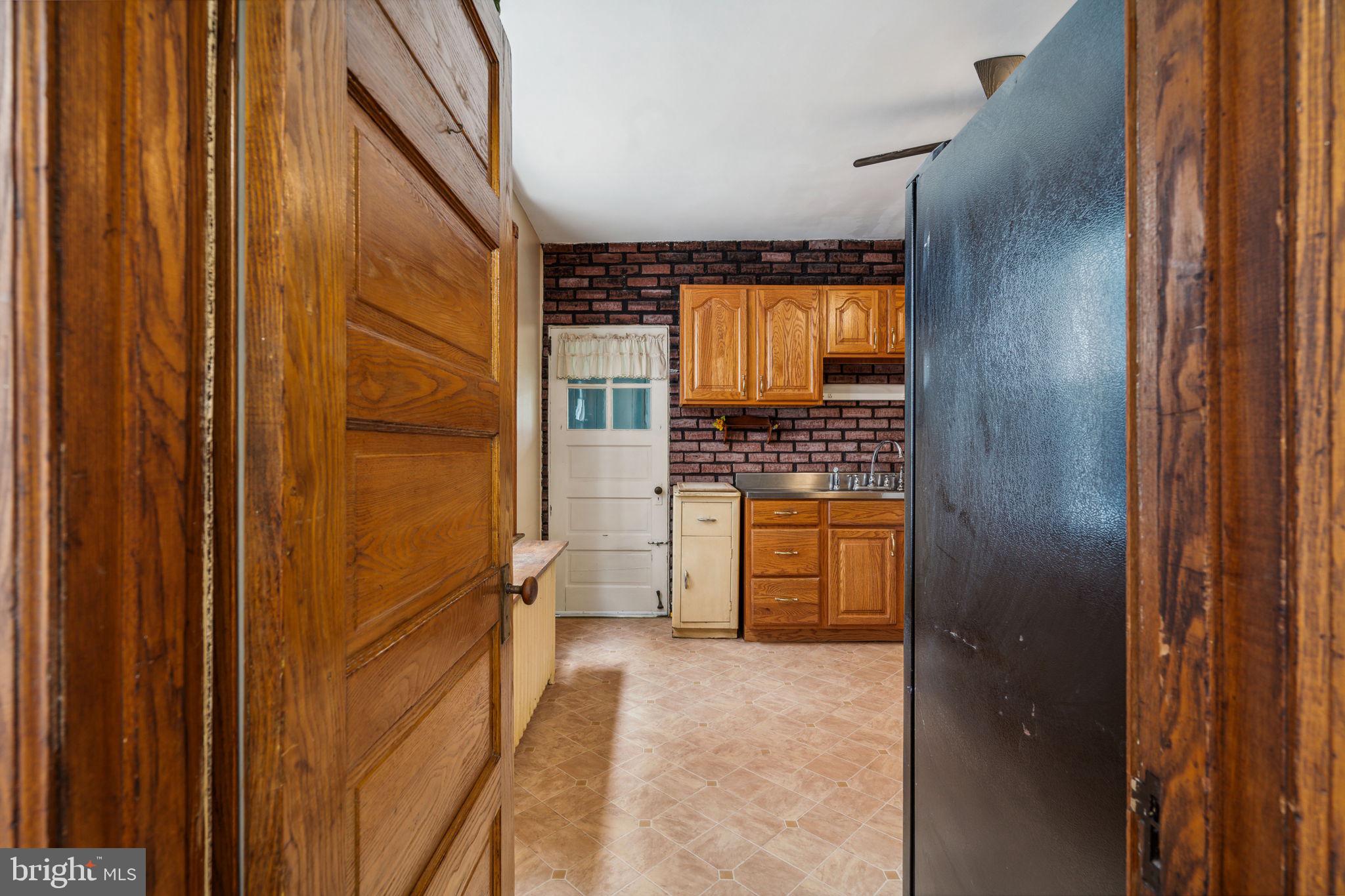 493 Markle St