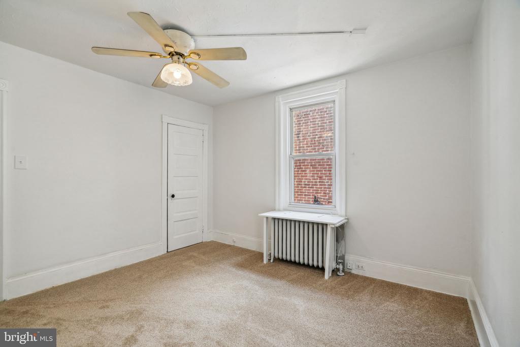 493 Markle St