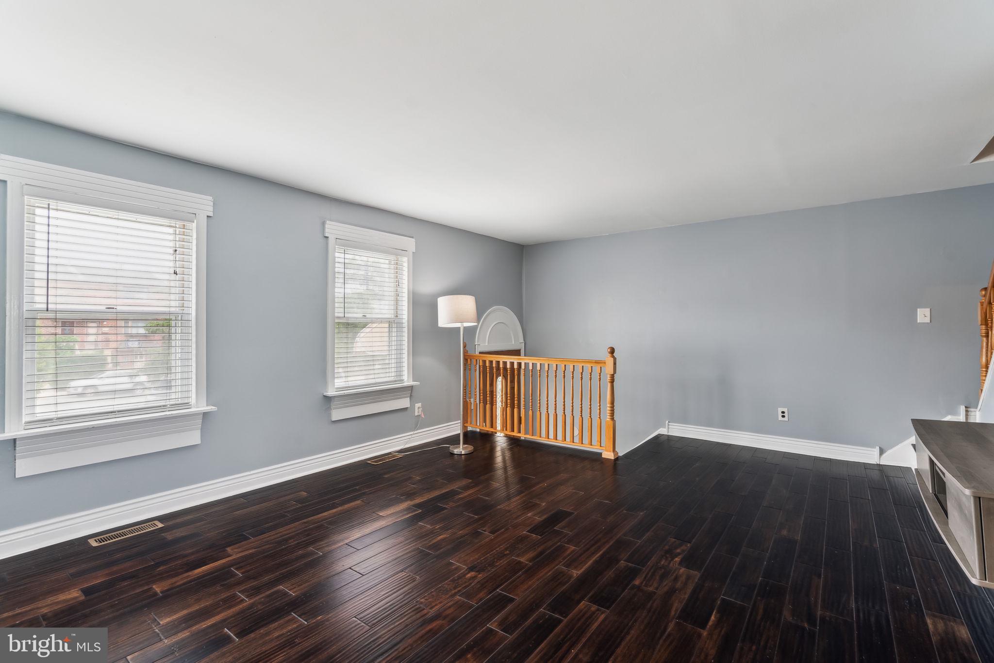 4239 Chalfont Pl