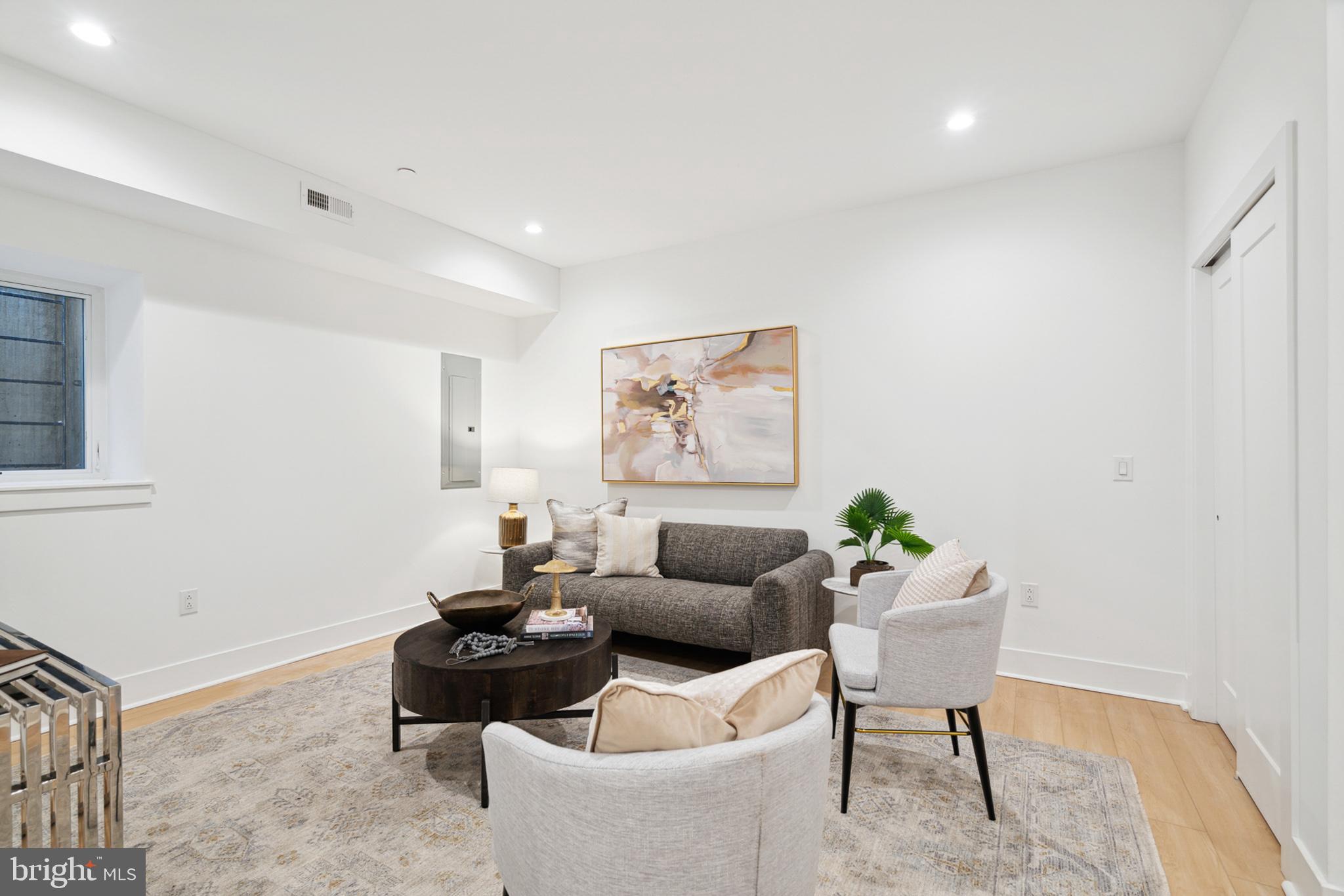 3600 Grant Ave #10