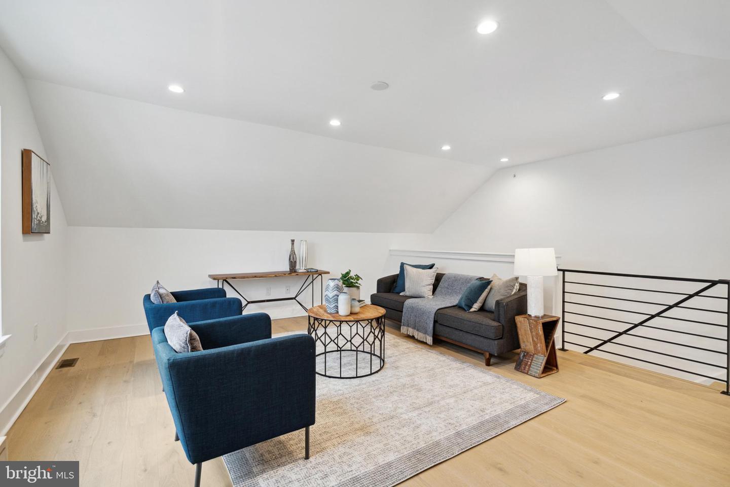 3600 Grant Ave #10