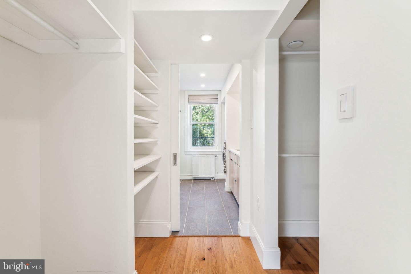 131 Bainbridge St