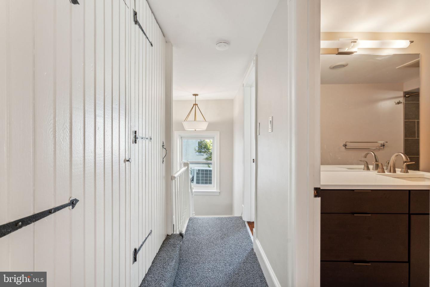 131 Bainbridge St