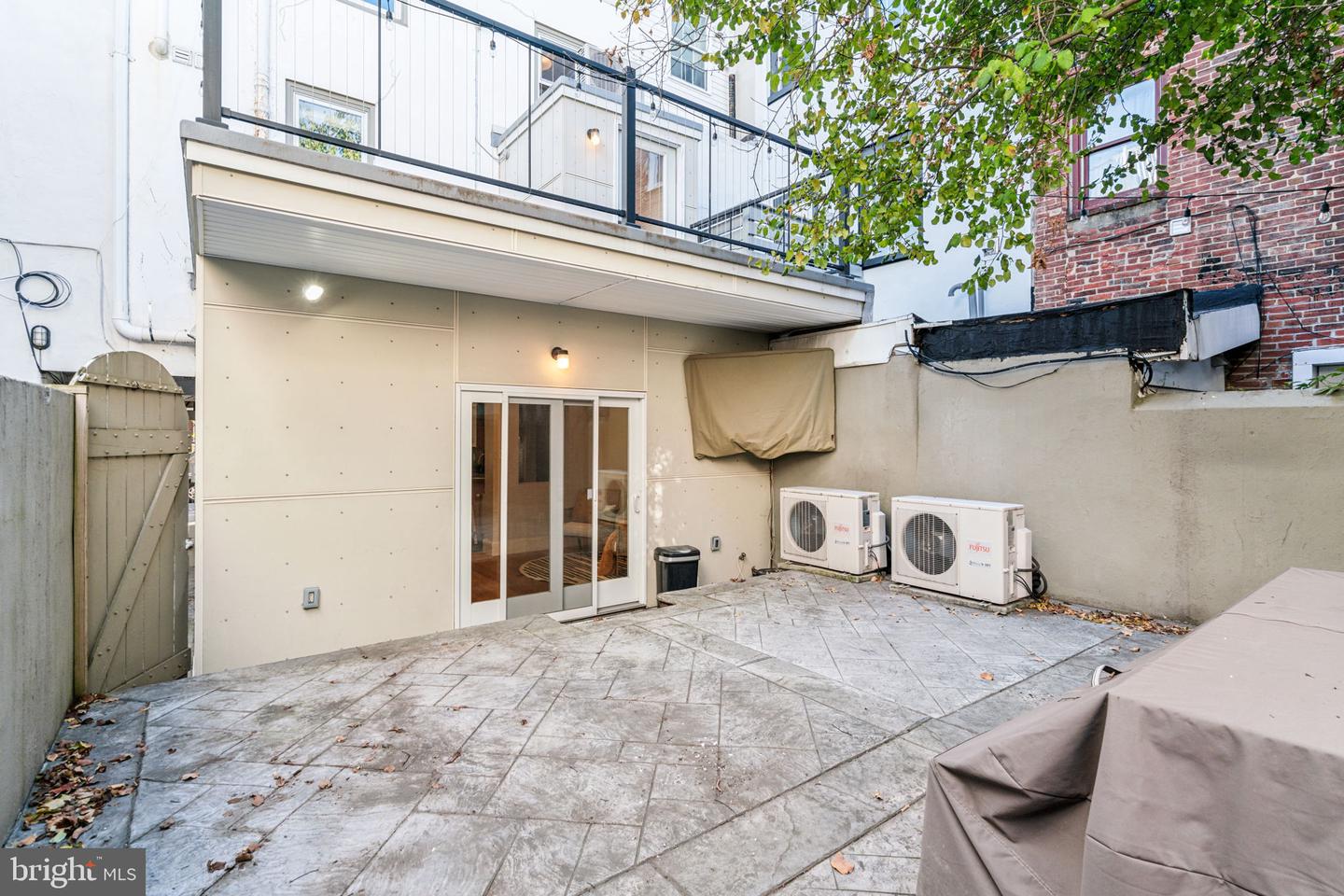 131 Bainbridge St