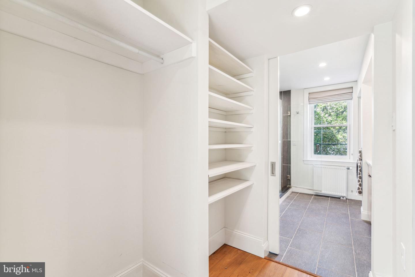 131 Bainbridge St