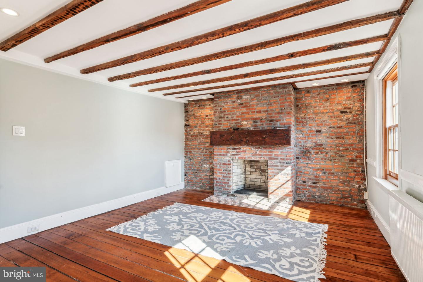 131 Bainbridge St