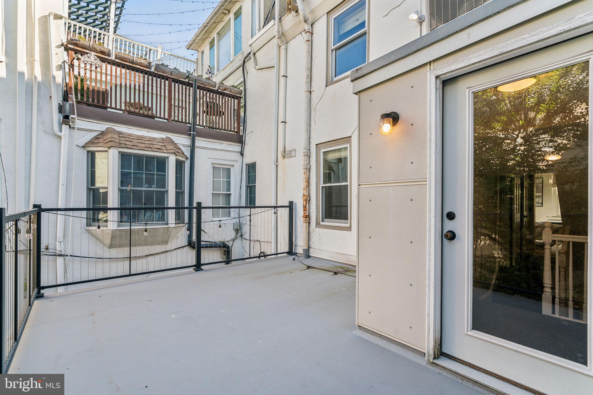 131 Bainbridge St