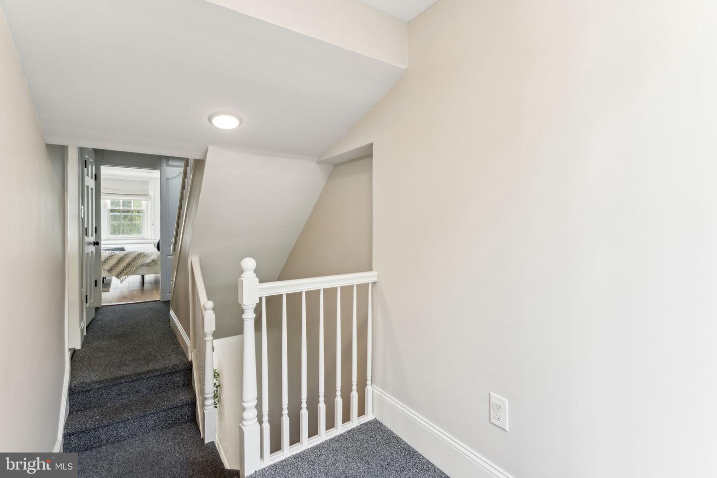 131 Bainbridge St