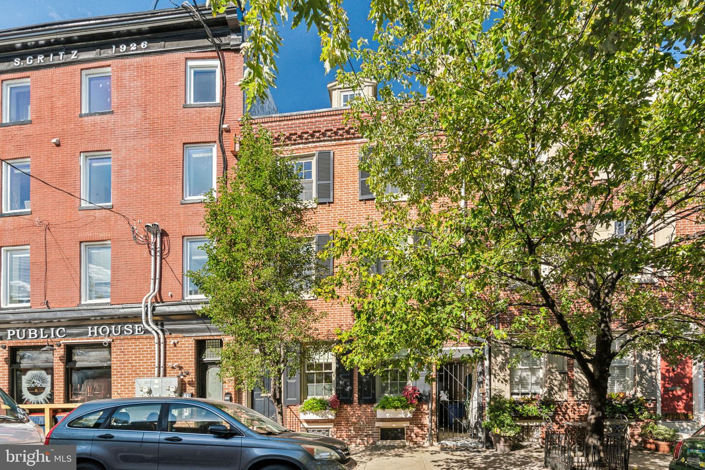 131 Bainbridge St