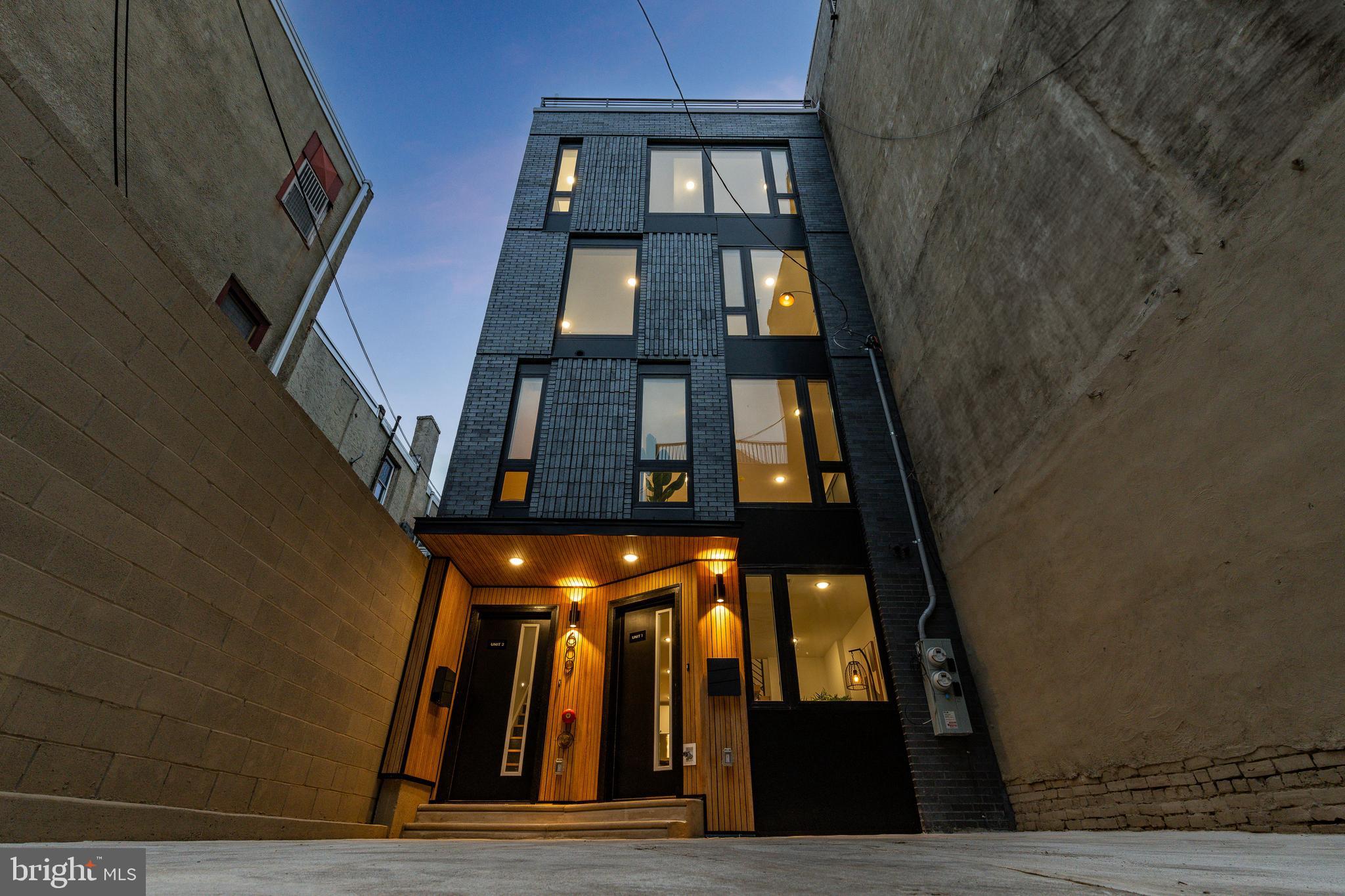 609 S Orianna St #2