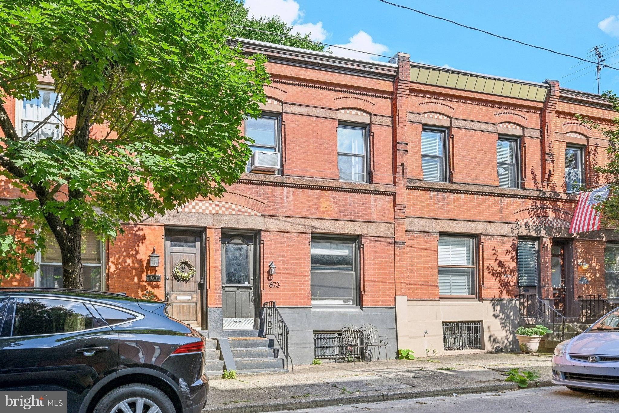 873 N 25th St