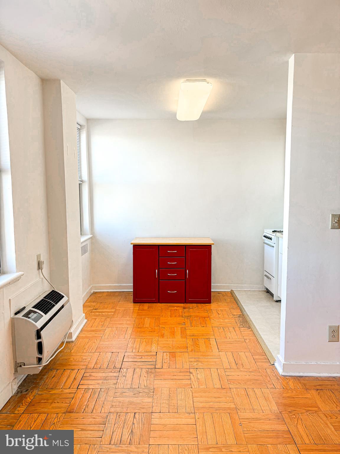 2601 Pennsylvania Ave #915