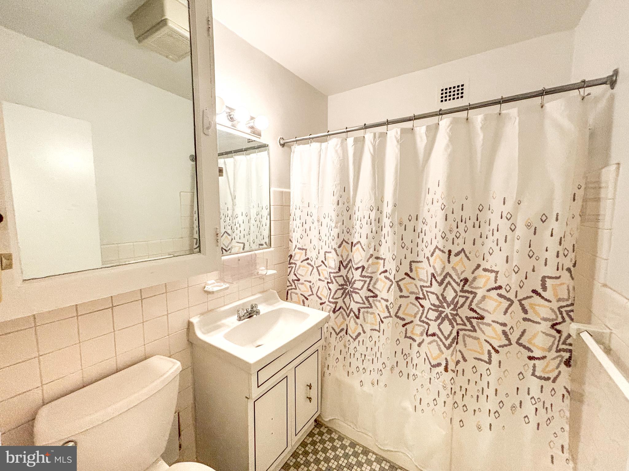 2601 Pennsylvania Ave #915