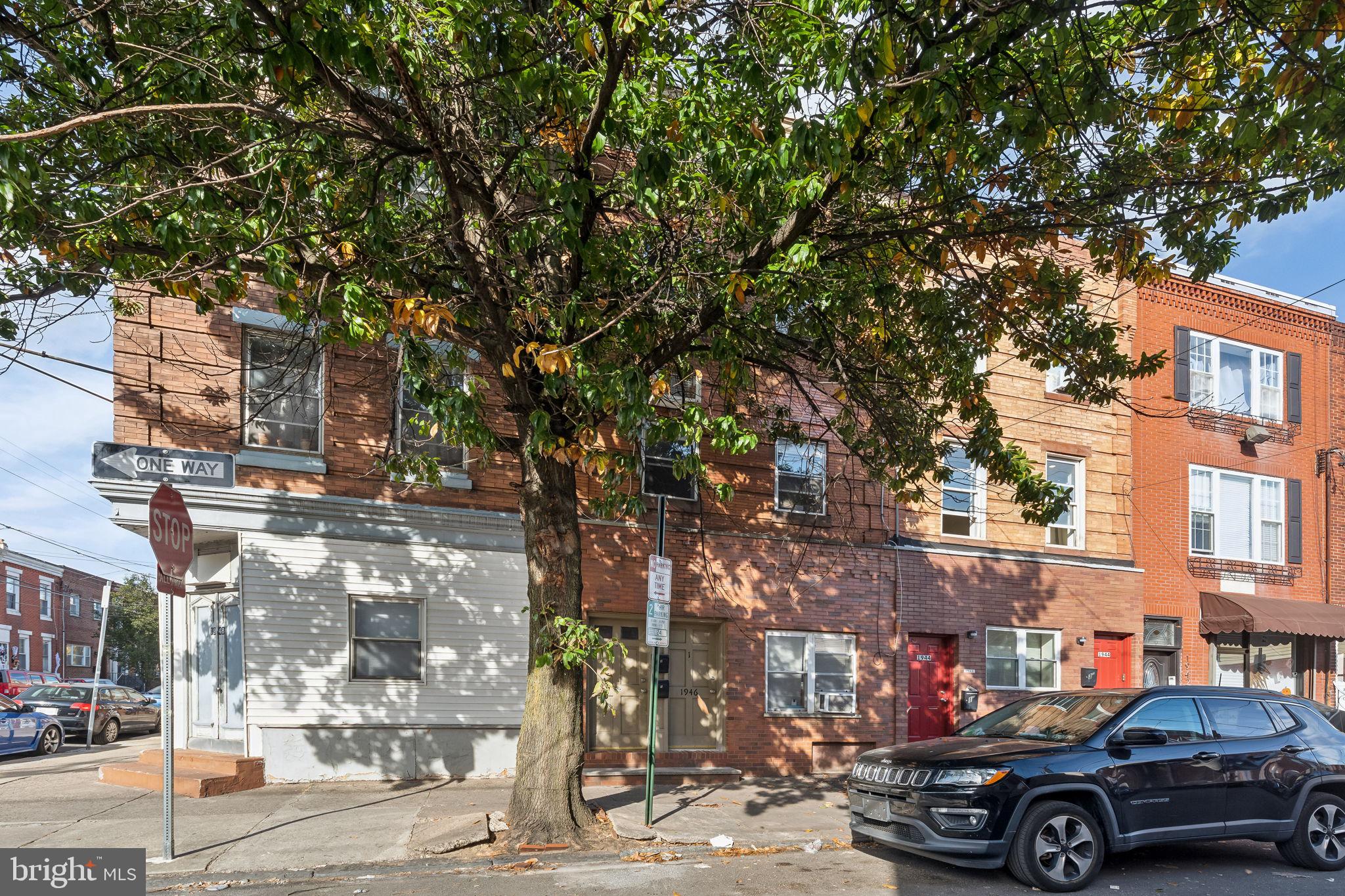 1946 S 10th St