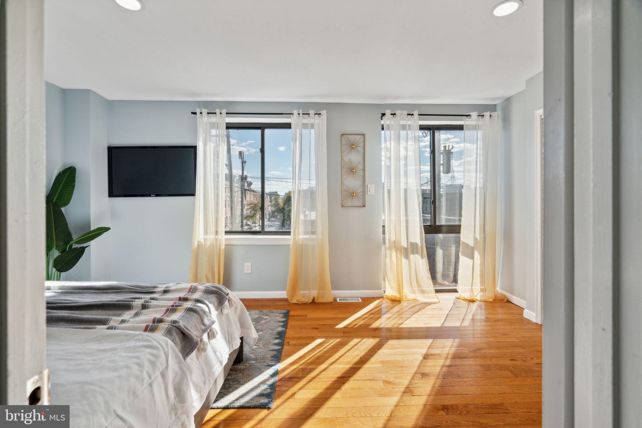 901 Lombard St