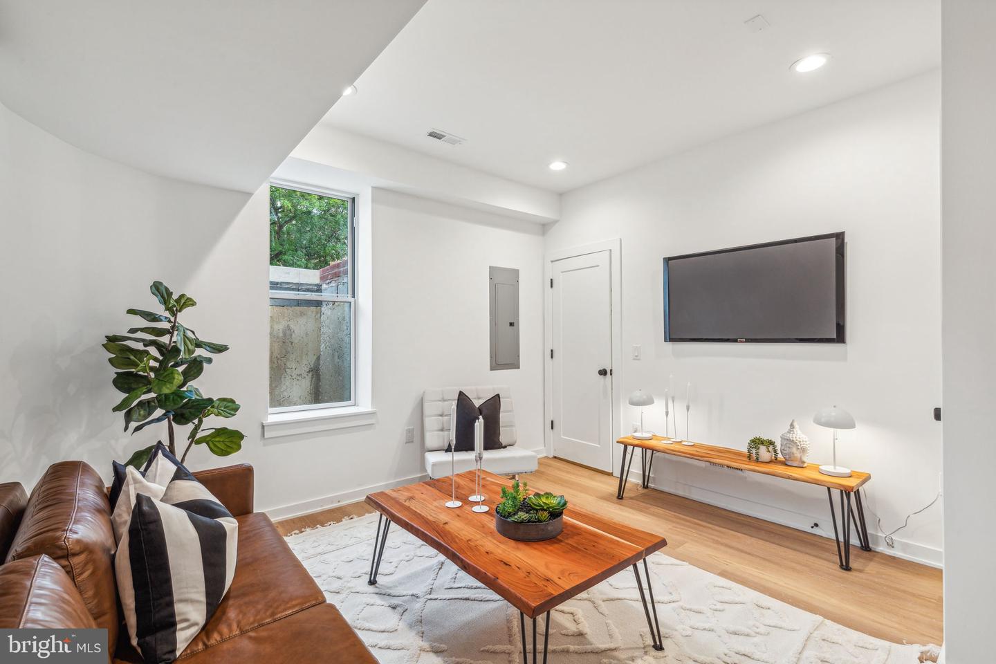 604 Brenna Walk