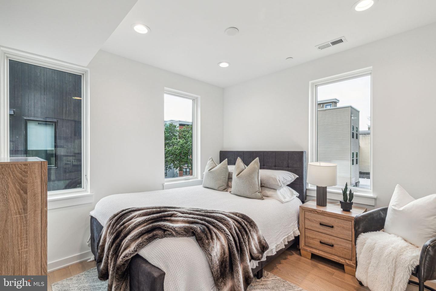 604 Brenna Walk