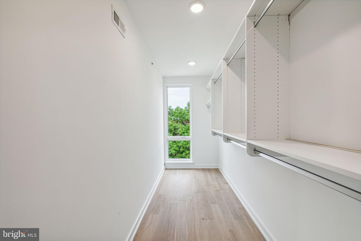 604 Brenna Walk