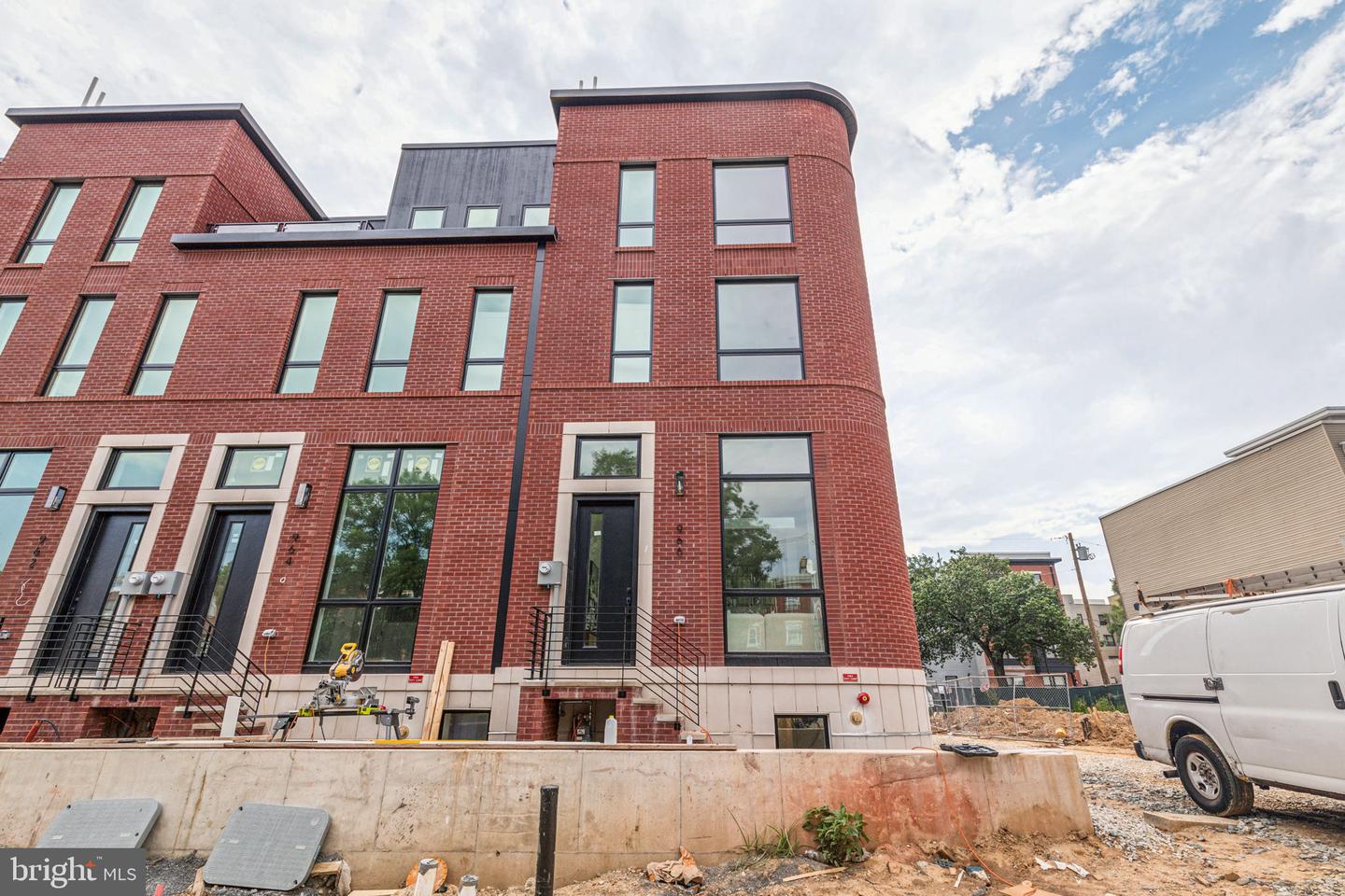 604 Brenna Walk