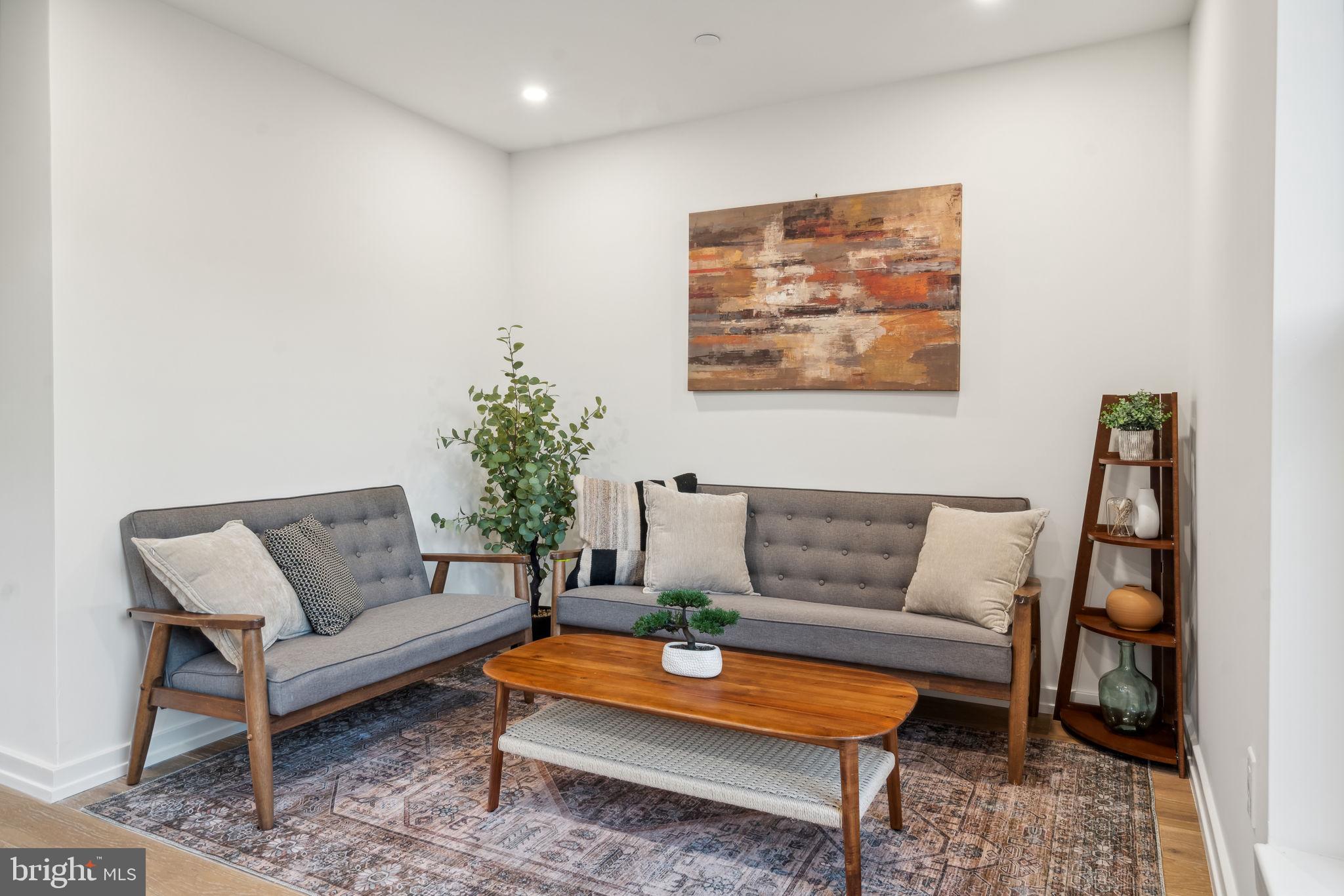 534 N 19th St #Penthouse