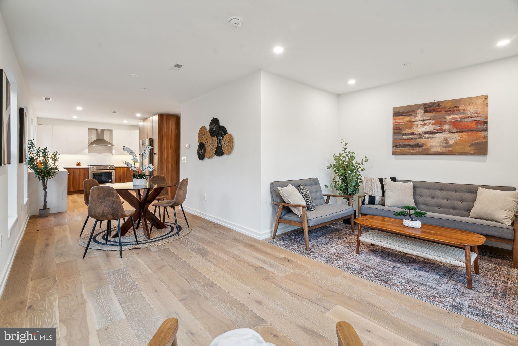 534 N 19th St #Penthouse