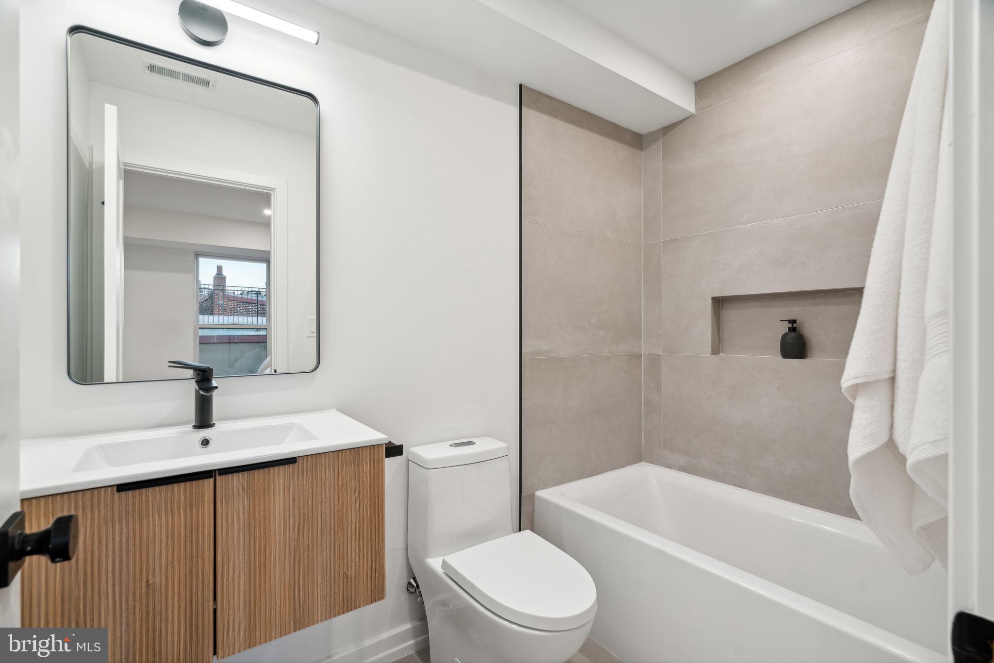 534 N 19th St #Penthouse
