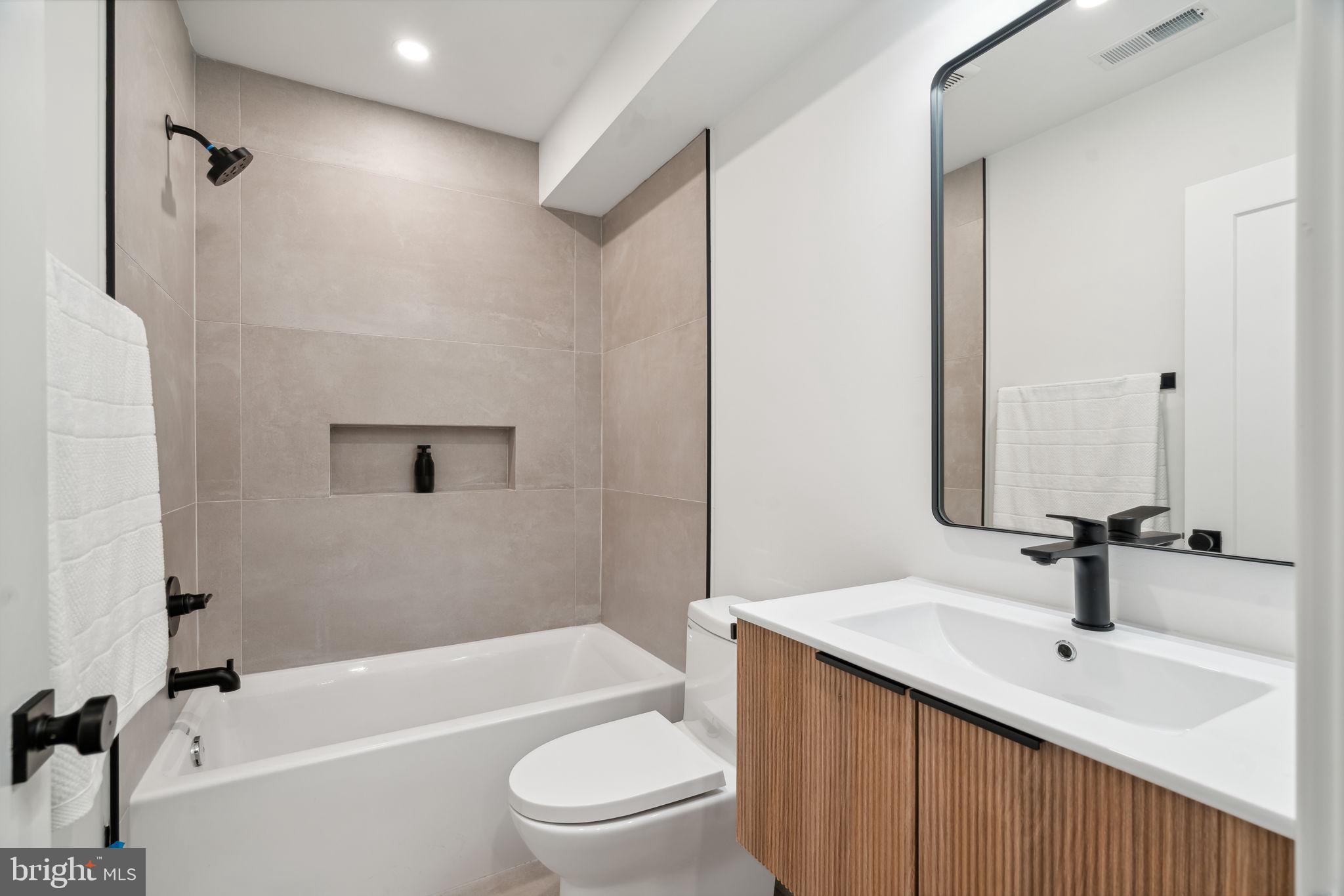 534 N 19th St #Penthouse