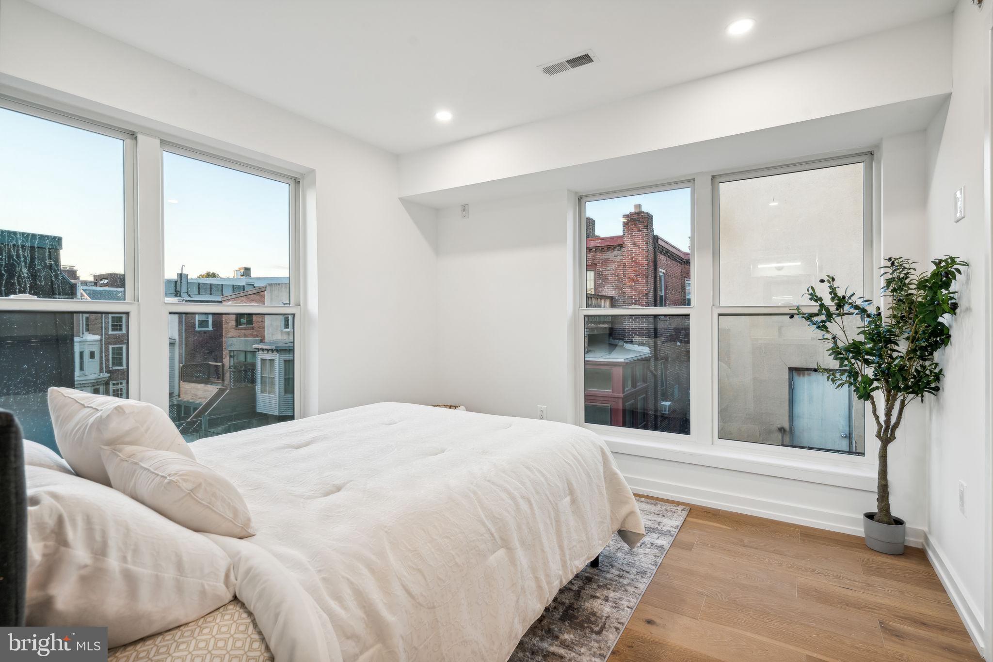 534 N 19th St #Penthouse