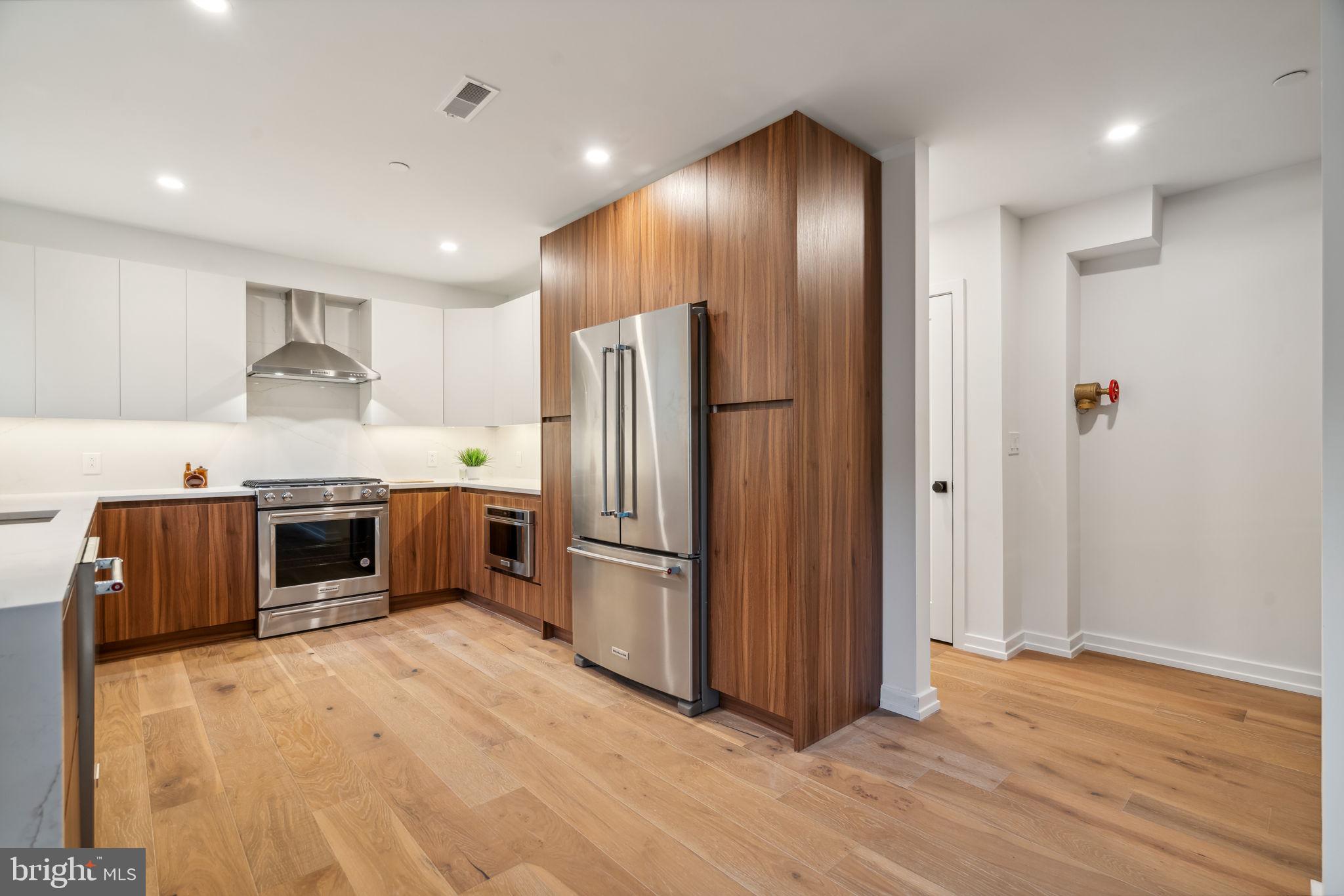 534 N 19th St #Penthouse