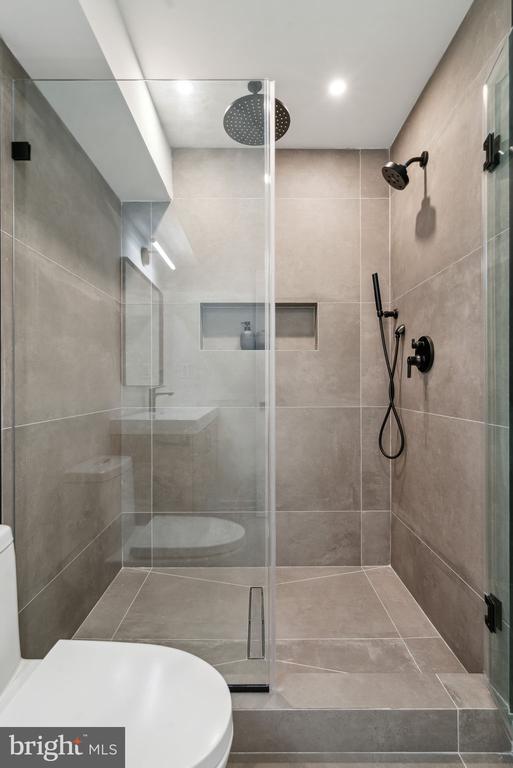 534 N 19th St #Penthouse