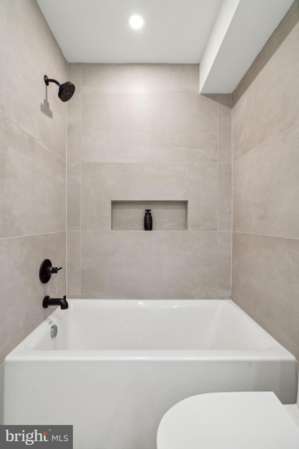 534 N 19th St #Penthouse