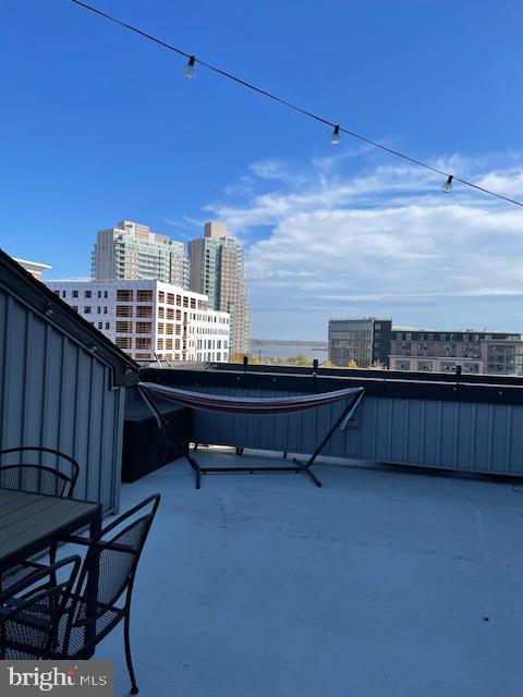 618 N FRONT STREET 3F