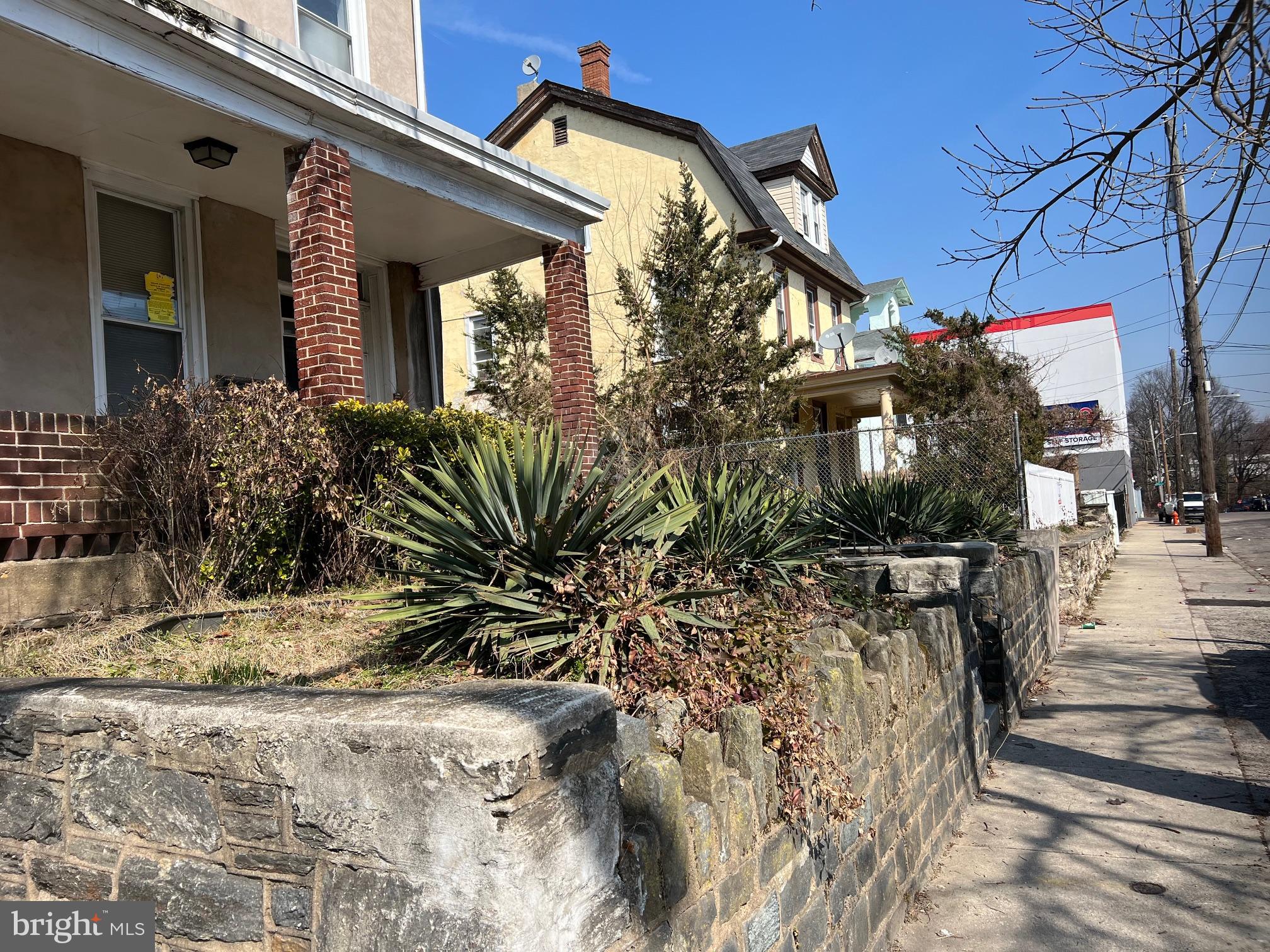 315 E Price St