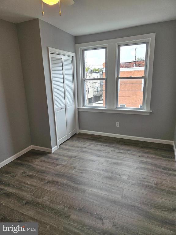 326 ROSELYN STREET Unit: A